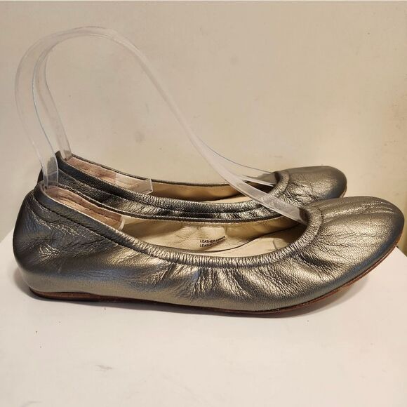Vera Wang Lavender "Lillian" Pewter Leather Ballet Flats Sz.6 Ret.$225 - Picture 2 of 9